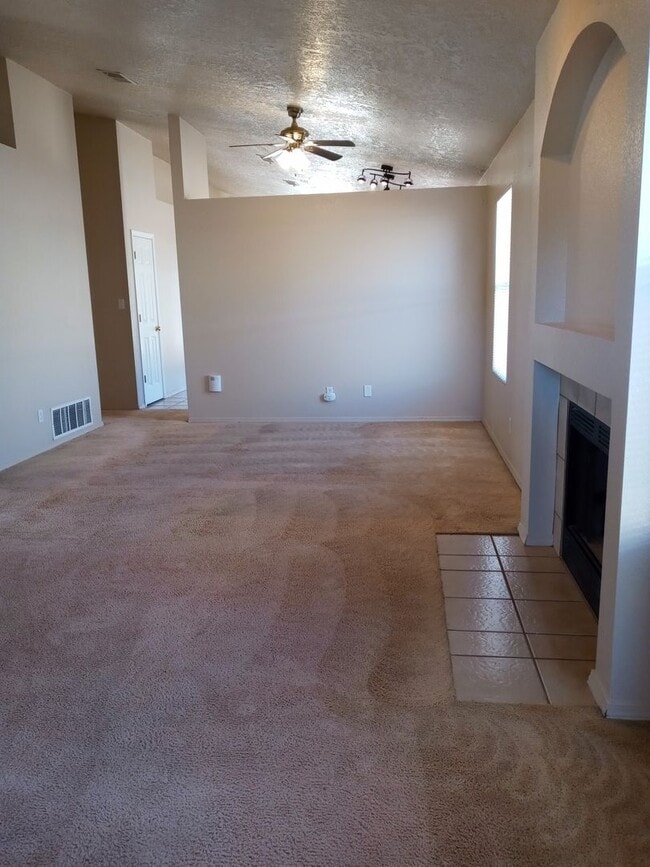 9401 Teresina Ct in Albuquerque, NM - Building Photo - Building Photo