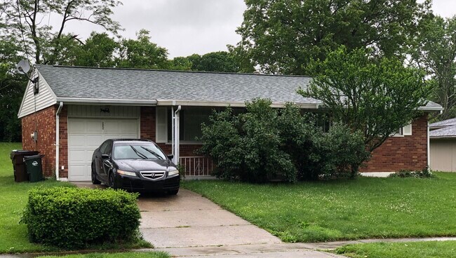 property at 858 Heatherstone Dr