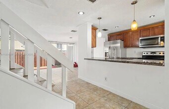 838 NW 82nd Ave in Plantation, FL - Building Photo - Building Photo