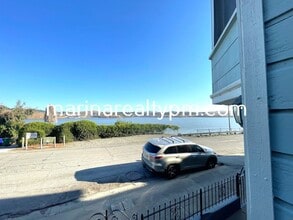 459 Loring Ave in Crockett, CA - Building Photo - Building Photo