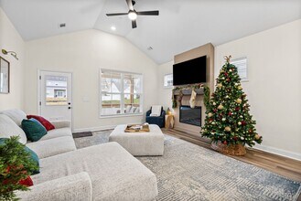 579 Centre St in Pleasant View, TN - Building Photo - Building Photo