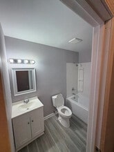 Room in Apartment on Pinedale Cir NW in Conyers, GA - Building Photo - Building Photo