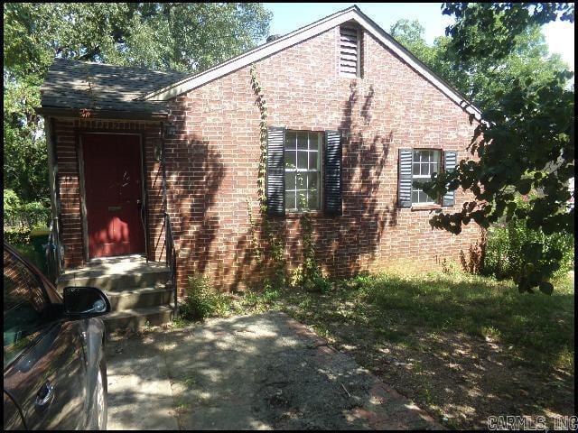 property at 2609 S Tyler St