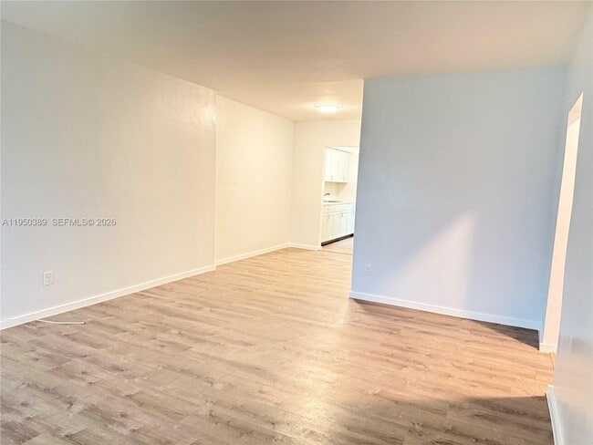 145 S Shore Dr in Miami Beach, FL - Building Photo - Building Photo