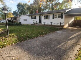 516 Aqua Ridge Dr in St. Louis, MO - Building Photo