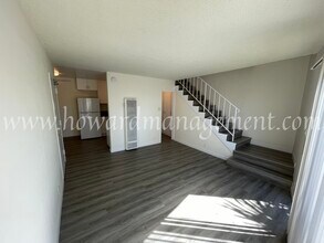 4250 Lindblade Dr in Los Angeles, CA - Building Photo - Building Photo