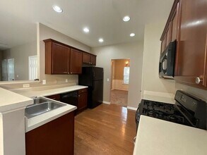 504 Quinn Dr in Woodstock, GA - Building Photo - Building Photo