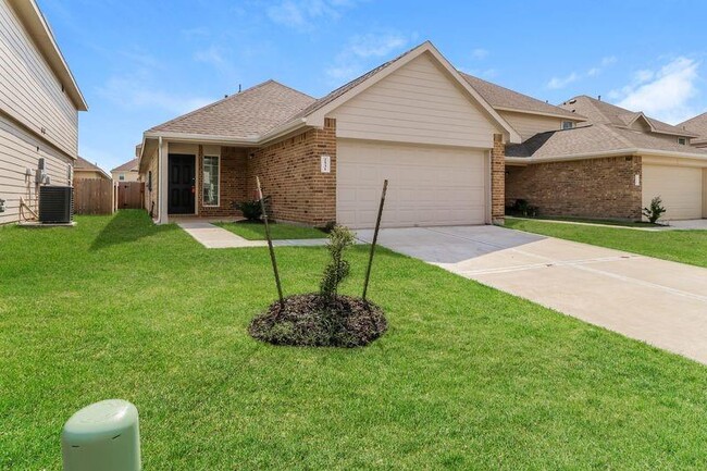 property at 2531 Shad Dr