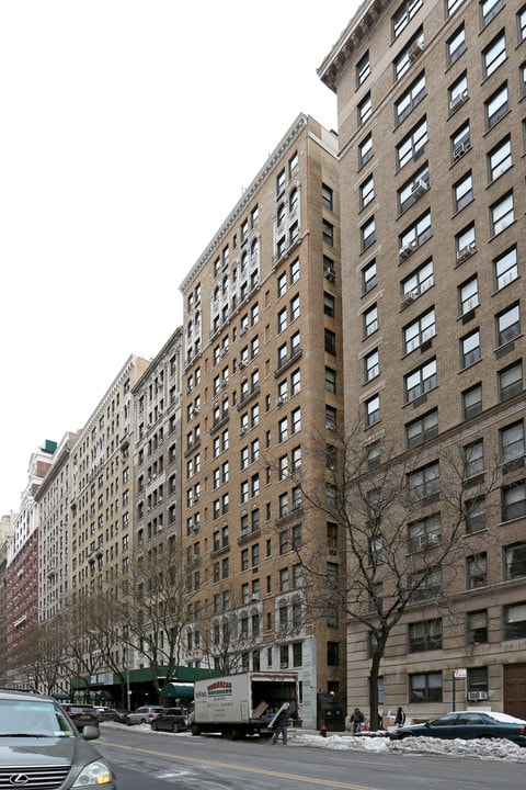 303-305 W 86th St in New York, NY - Building Photo