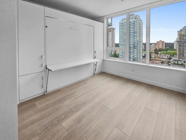 property at 6537 Telford Ave