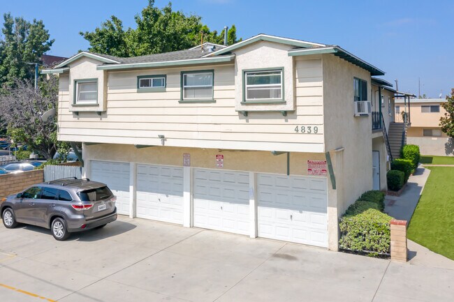 Coldwater Canyon Apartments