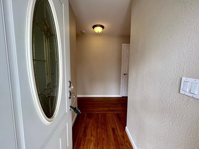 1183 Crespi Dr in Pacifica, CA - Building Photo - Building Photo