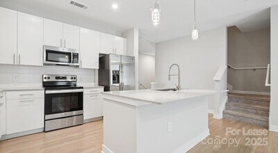 4010 Waiting St in Matthews, NC - Building Photo - Building Photo