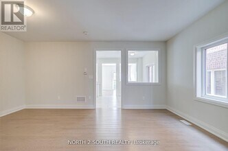 30 Virro Ct in Vaughan, ON - Building Photo - Building Photo