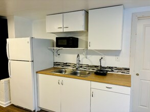 13623 8th Ave SW in Burien, WA - Building Photo - Building Photo