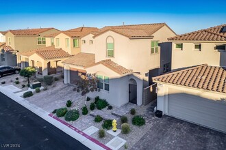 202 Badwater Basin St in Las Vegas, NV - Foto de edificio - Building Photo