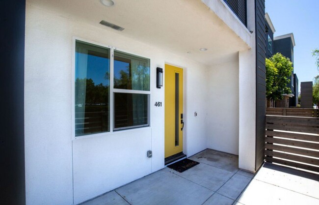 461 Shelby Ln in Covina, CA - Building Photo - Building Photo