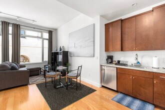 31 Van Ness Ave in San Francisco, CA - Building Photo - Building Photo