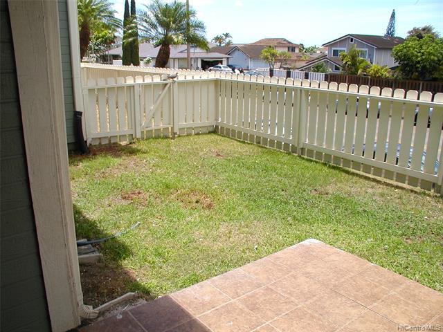 94-1485-1485 Waipio Uka St in Waipahu, HI - Building Photo - Building Photo