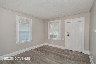 3772 W Liberty St in Cincinnati, OH - Building Photo - Building Photo