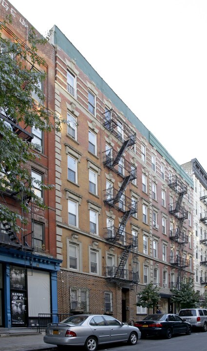 522-524 E 11th St in New York, NY - Foto de edificio