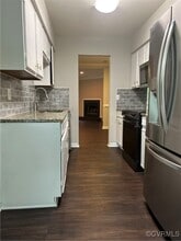 10903 Bush Lake Ln in Glen Allen, VA - Building Photo - Building Photo