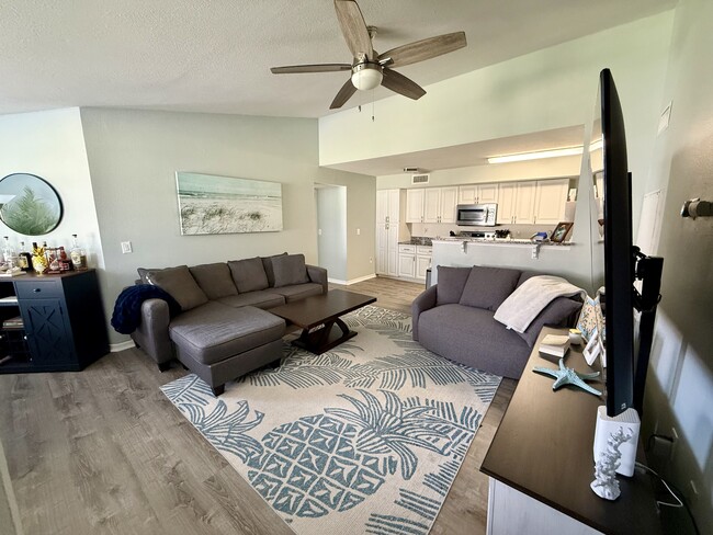 12710 Equestrian Cir, Unit 2606 in Ft. Myers, FL - Foto de edificio - Building Photo