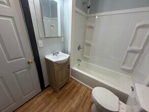 129 S Griffin St in Danville, IL - Building Photo - Building Photo