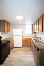 422 W Custer St, Unit 420 in Pocatello, ID - Building Photo - Building Photo