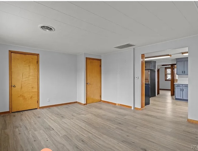 96 Dempster St, Unit Apartment 2/Upper