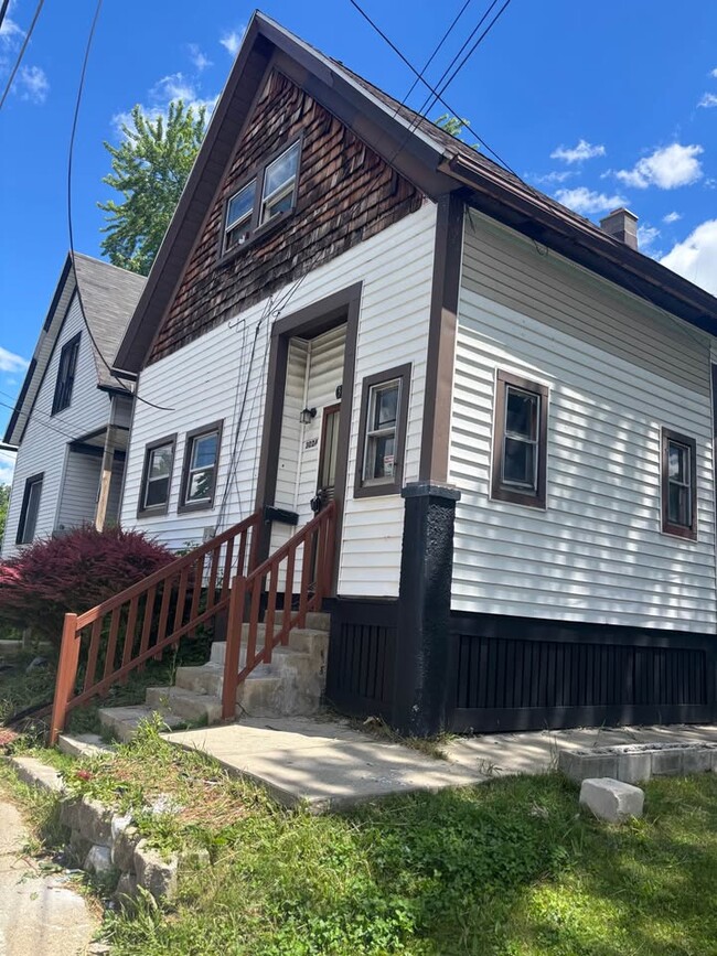 property at 3024 N 20th St