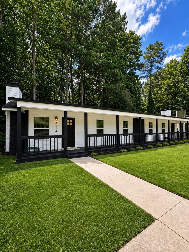 property at 2112 Valley Oaks Dr SE