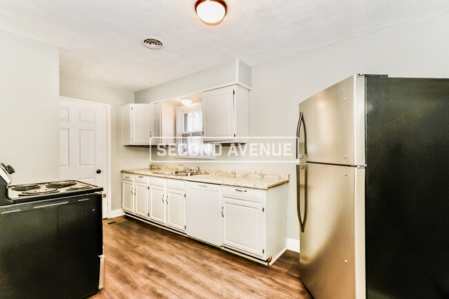 1032 Sale Ave in Louisville, KY - Building Photo - Building Photo