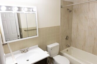 988 Delwood Rd in Mansfield, OH - Building Photo - Building Photo