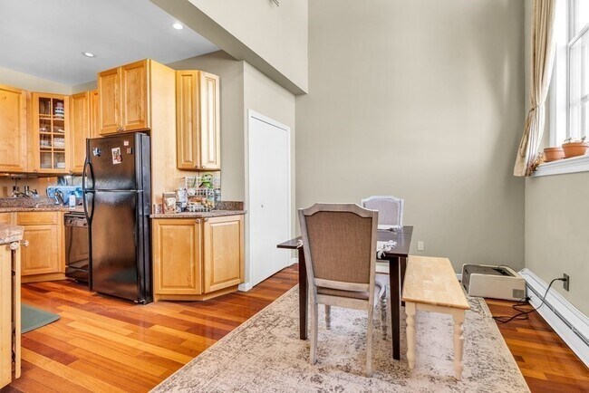property at 350 W Fourth St