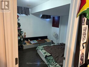 8 Terry Fox St in Markham, ON - Building Photo - Building Photo