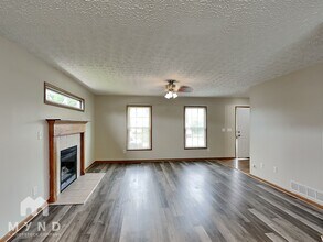 4404 Tolbert Ave in Grove City, OH - Building Photo - Building Photo