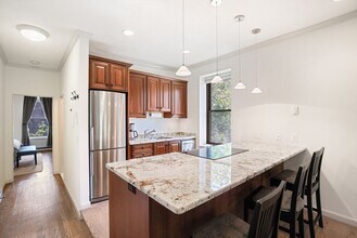 231 W Newton St in Boston, MA - Building Photo - Building Photo