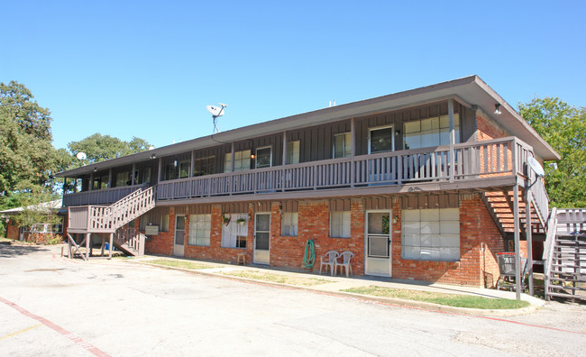 The Chuckwood Apartments in Fort Worth, TX - Building Photo - Building Photo