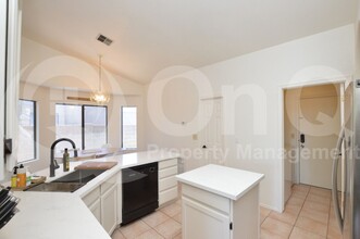 6609 N 85th Dr in Glendale, AZ - Building Photo - Building Photo