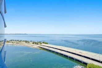 175 SE 25th Rd, Unit 1403 in Miami, FL - Building Photo - Building Photo