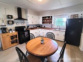 30 Boutelle Ave in Waterville, ME - Building Photo