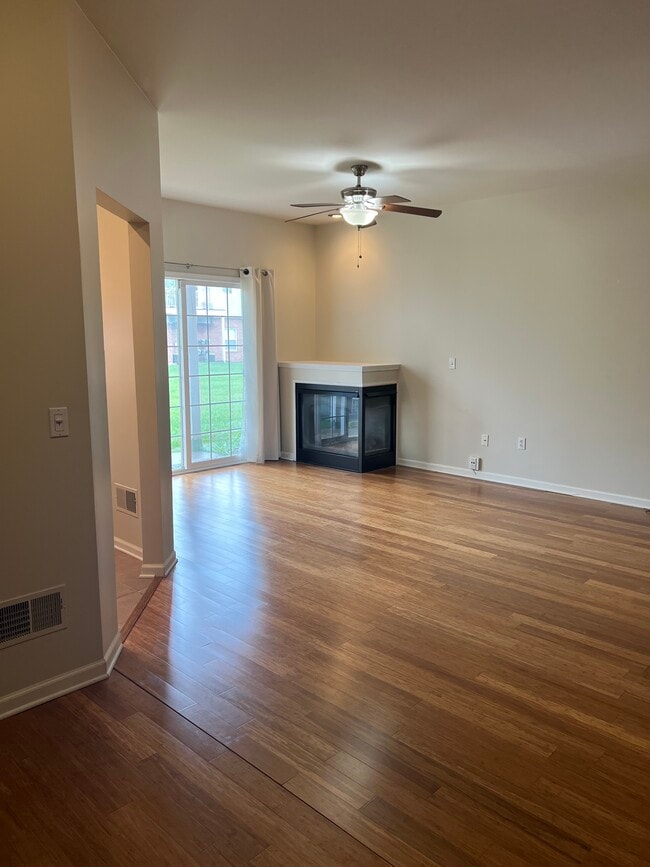 54738 Monarch Dr, Unit 1