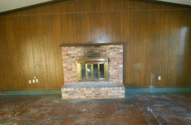 1914 Aspen Ln in Garland, TX - Foto de edificio - Building Photo