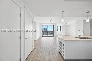 999 SW 1st Ave in Miami, FL - Building Photo - Building Photo