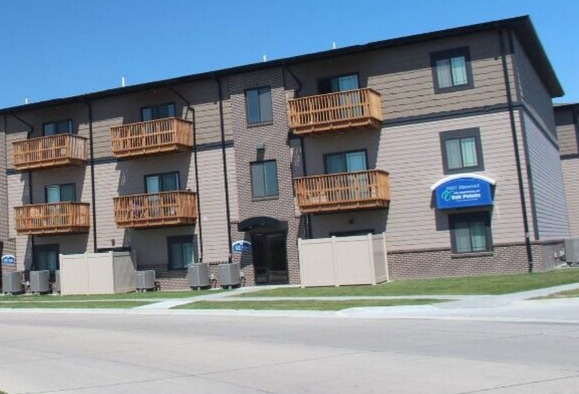 Residences at Oak Pointe in Grand Island, NE - Building Photo