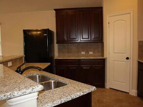1410 Thibodaux Dr in Greenville, TX - Building Photo - Building Photo