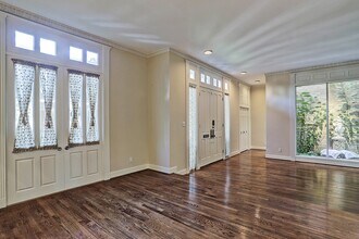 34 River Hollow Ln in Houston, TX - Building Photo - Building Photo