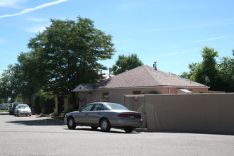 1475-1481 Pierce St in Lakewood, CO - Building Photo - Building Photo