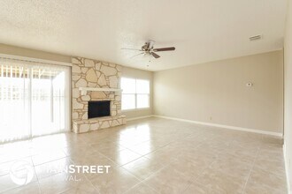 7110 Ridge Port Dr in Converse, TX - Foto de edificio - Building Photo